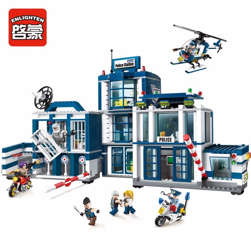 Model building kits compatible with city Police Station Helicopter 951 pcs 3D blocks Educational toys hobbies to children